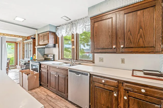 $2,400,000 | 19119 Queen Road, Culver, IN 46511