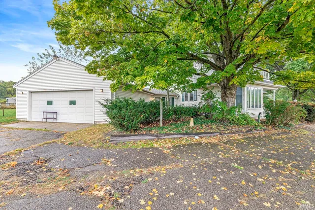 $2,400,000 | 19119 Queen Road, Culver, IN 46511