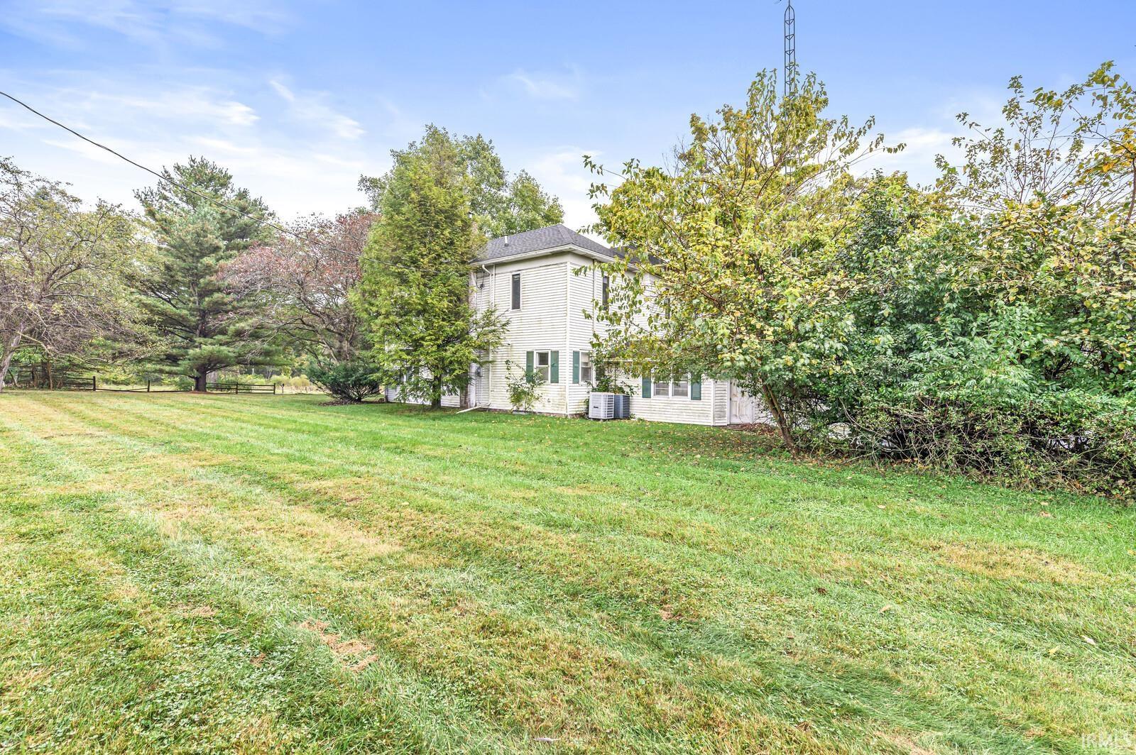 19119 Queen Road Culver, IN 46511 - Photo 32 of 35