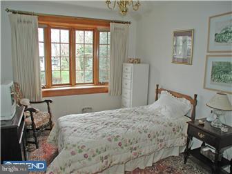 352 Farwood Road Haddonfield, NJ 08033 - Photo 8 of 12