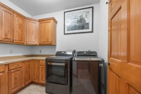 $885,000 | W171N5517 Autumn View Lane, Menomonee Falls, WI 53051