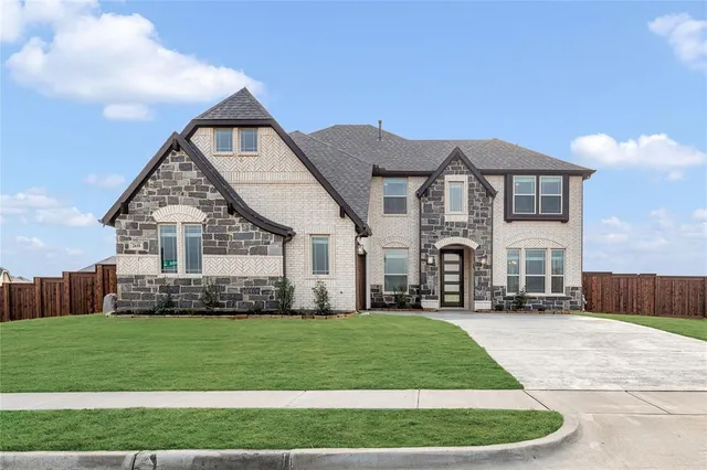 $699,990 | 2618 Waterfall Court, Mansfield, TX 76084