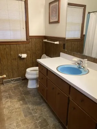 $314,900 | 717 Brenda Avenue, Loretto, TN 38469