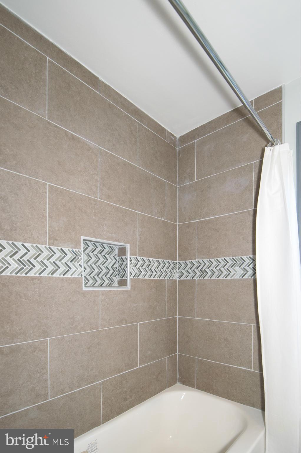 6411 Taylor Road Riverdale, MD 20737 - Photo 11 of 23 Bath
