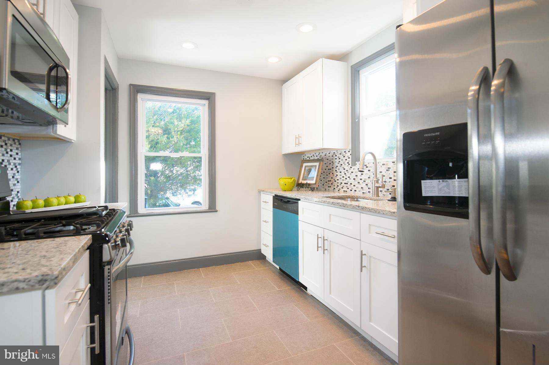 6411 Taylor Road Riverdale, MD 20737 - Photo 7 of 23 Kitchen