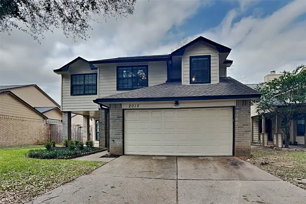 $2,120 | 2010 Creekshire Drive, Sugar Land, TX 77478