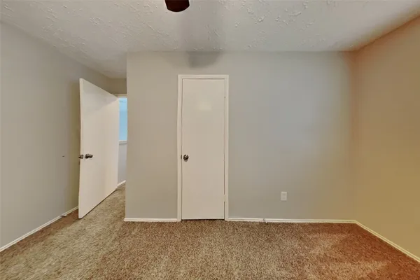 $2,120 | 2010 Creekshire Drive, Sugar Land, TX 77478