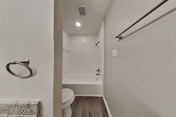 $2,245 | 2010 Creekshire Drive, Sugar Land, TX 77478