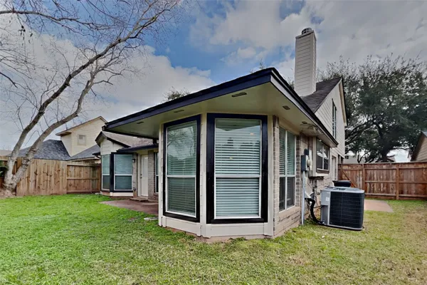 $2,245 | 2010 Creekshire Drive, Sugar Land, TX 77478