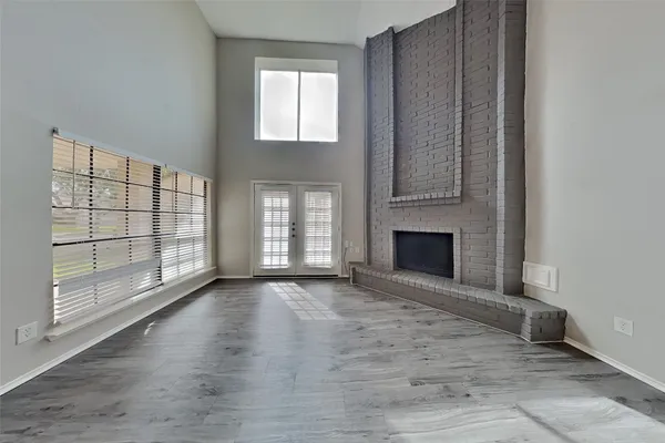 $2,120 | 2010 Creekshire Drive, Sugar Land, TX 77478
