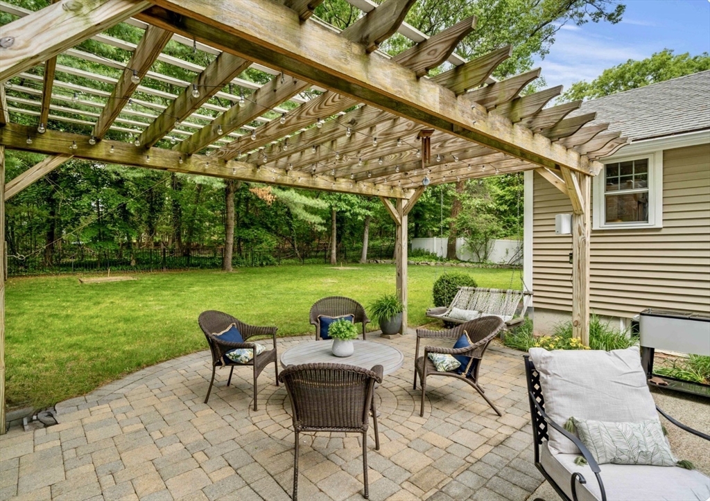 18 Gleason Road Reading, MA 01867 - Photo 42 of 42