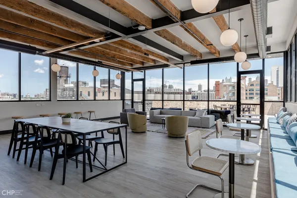 $2,675 | 729 North Sangamon Street, Unit 413, Chicago, IL 60642