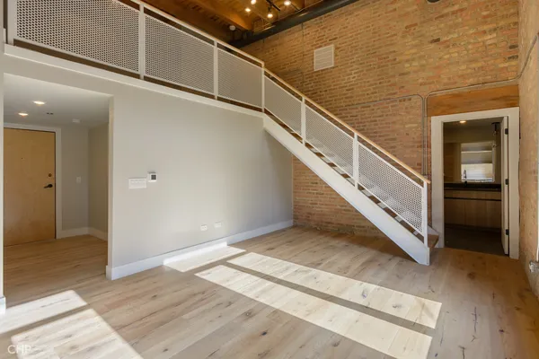 $2,675 | 729 North Sangamon Street, Unit 413, Chicago, IL 60642