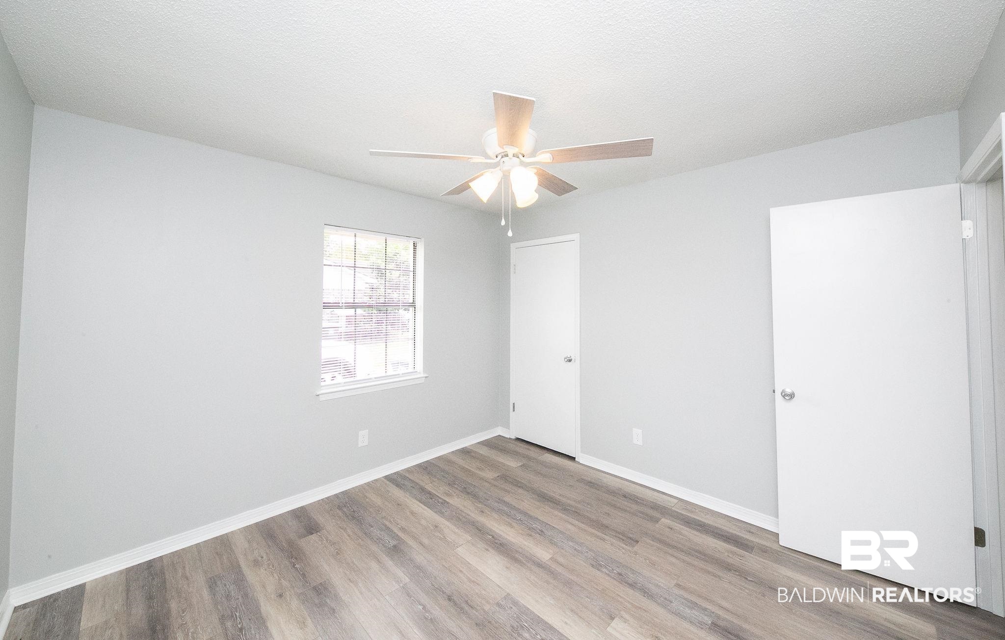 513 West Rose Avenue Foley, AL 36535 - Photo 38 of 50