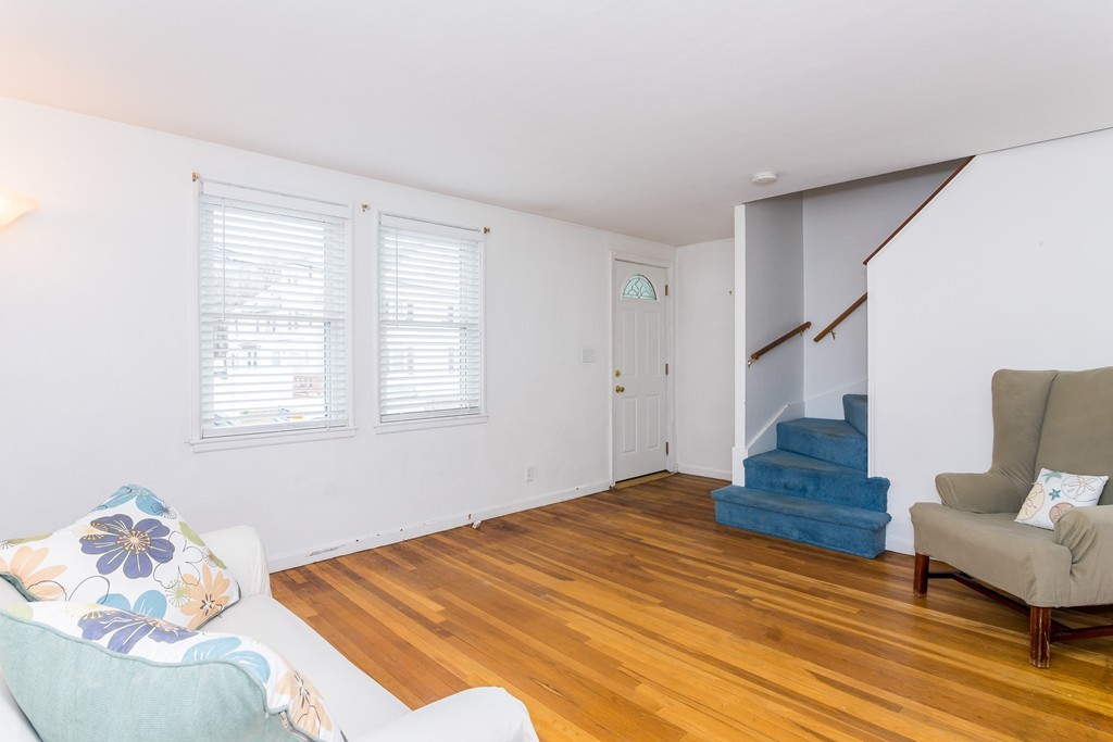51 Bay State Road Quincy, MA 02171 - Photo 3 of 11 Gallery Image 3