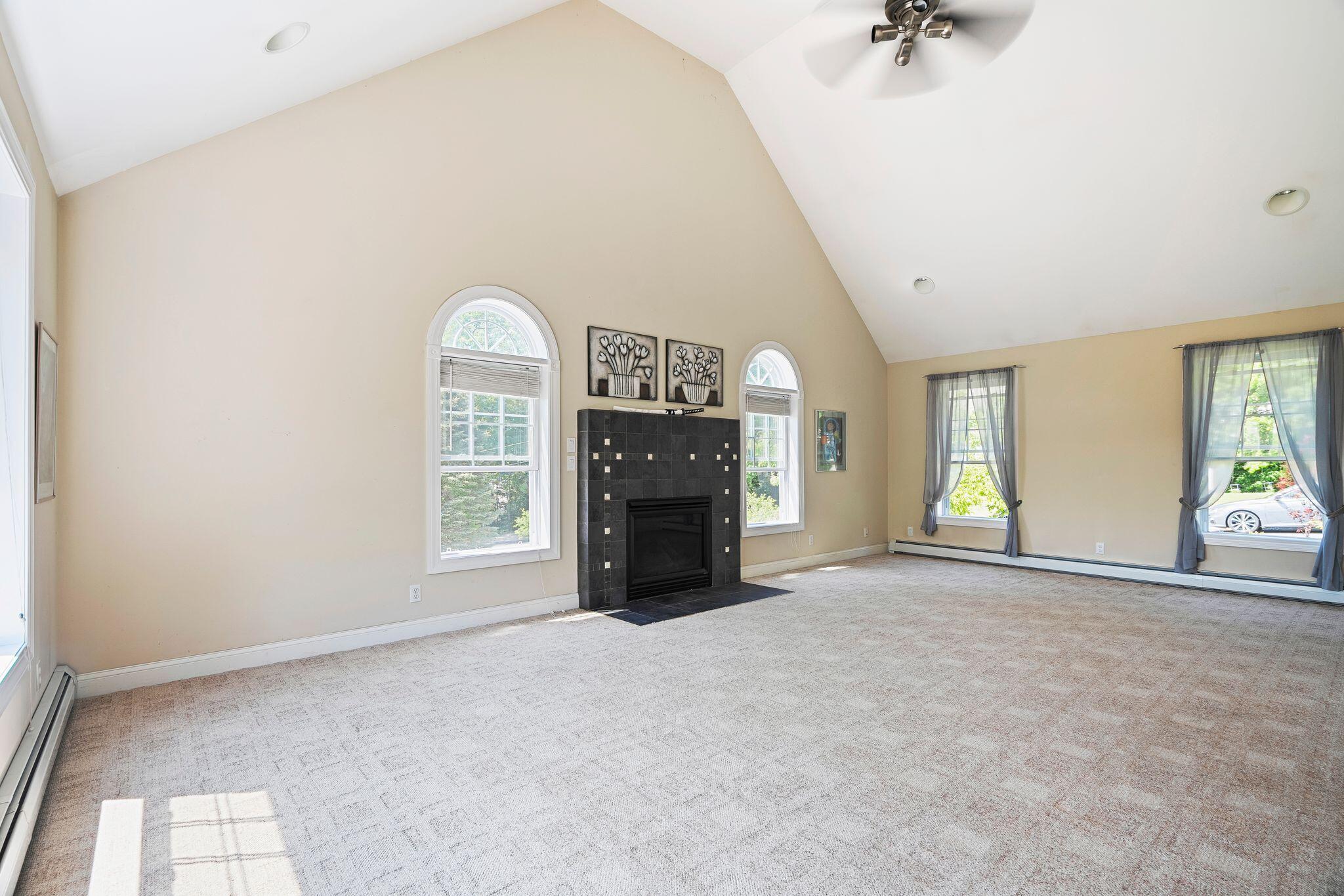 31 Sewall Road South Berwick, ME 03908 - Photo 11 of 34 31 Sewall Rd South Berwick ME 13