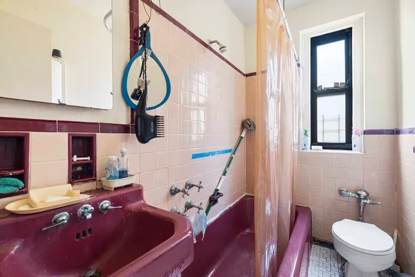 $235,000 | 860 Grand Concourse, Unit 7F | Concourse Village