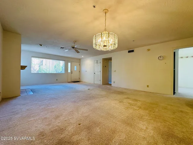 a view of empty room with window