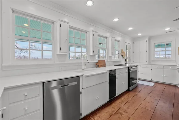 $750,000 | 462 Exotic Isle Drive, Bay City, TX 77414