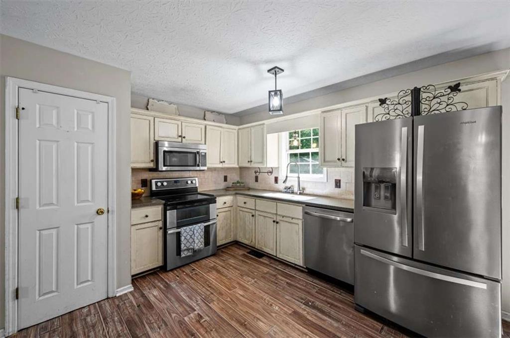 340 Brody Drive Northeast Resaca, GA 30735 - Photo 10 of 26