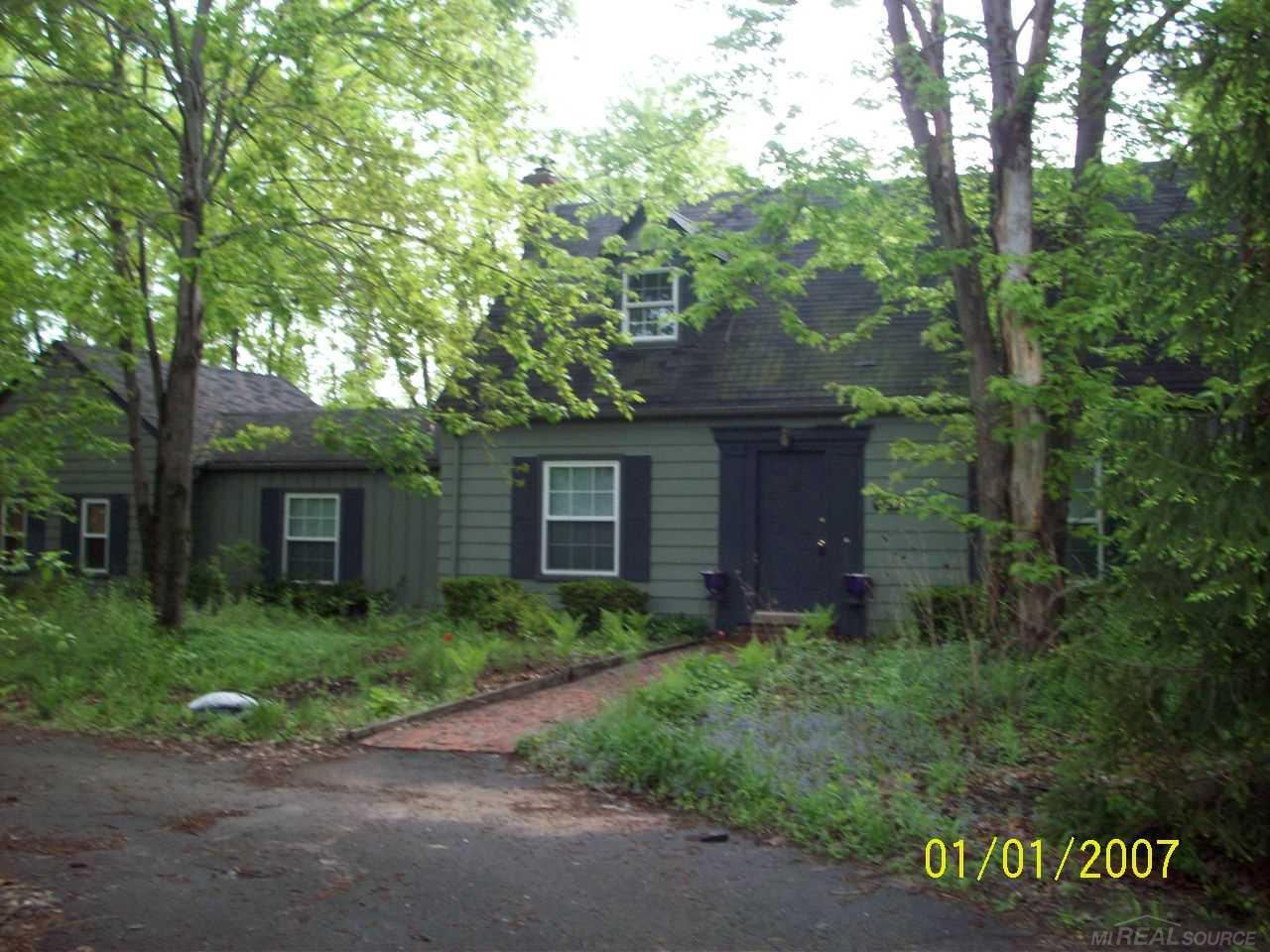 3295 Cone Avenue Rochester Hills, MI 48309 - Photo 1 of 8
