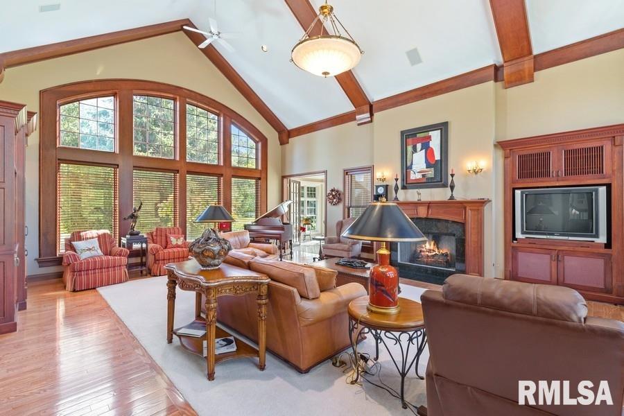 9002 Wolf Road Colona, IL 61241 - Photo 11 of 50