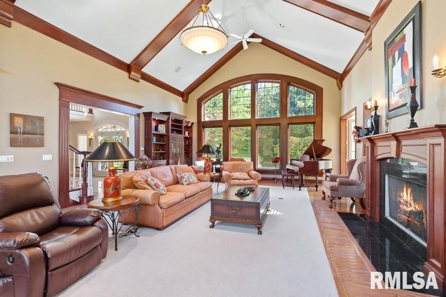 9002 Wolf Road Colona, IL 61241 - Photo 14 of 50