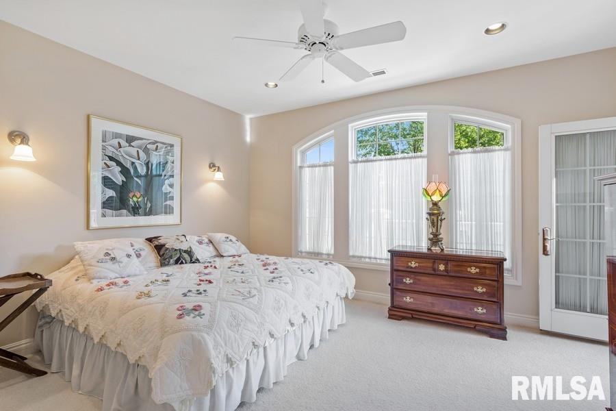 9002 Wolf Road Colona, IL 61241 - Photo 33 of 50