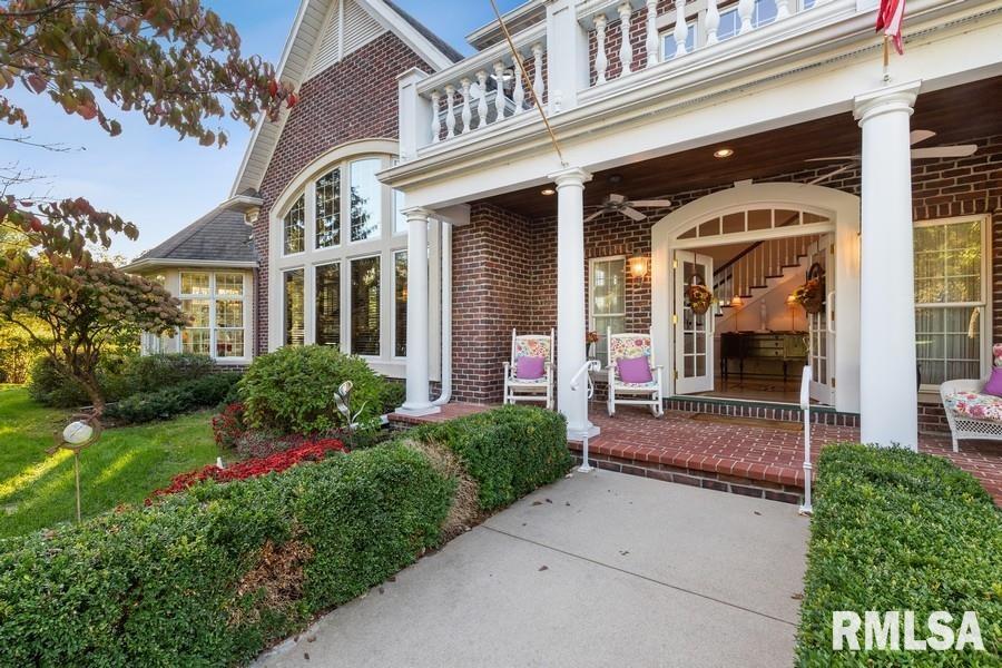 9002 Wolf Road Colona, IL 61241 - Photo 7 of 50