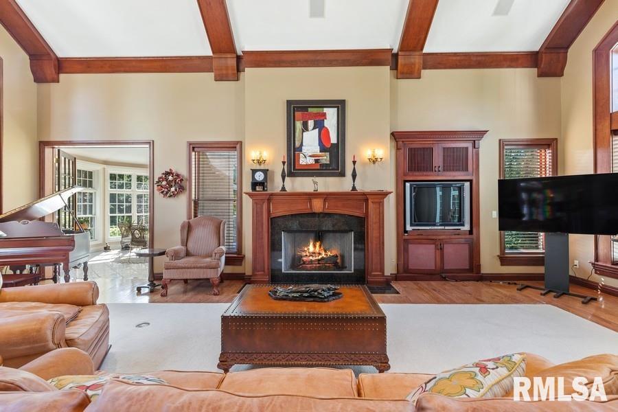 9002 Wolf Road Colona, IL 61241 - Photo 10 of 50