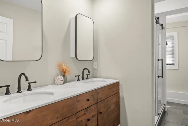 $949,000 | 1977 Highway 295, Canaan, NY 12029