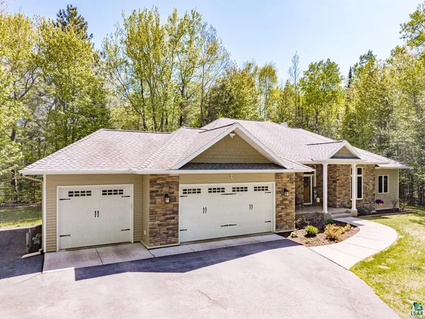 $689,900 | 2605 Marcus Circle, Cloquet, MN 55720