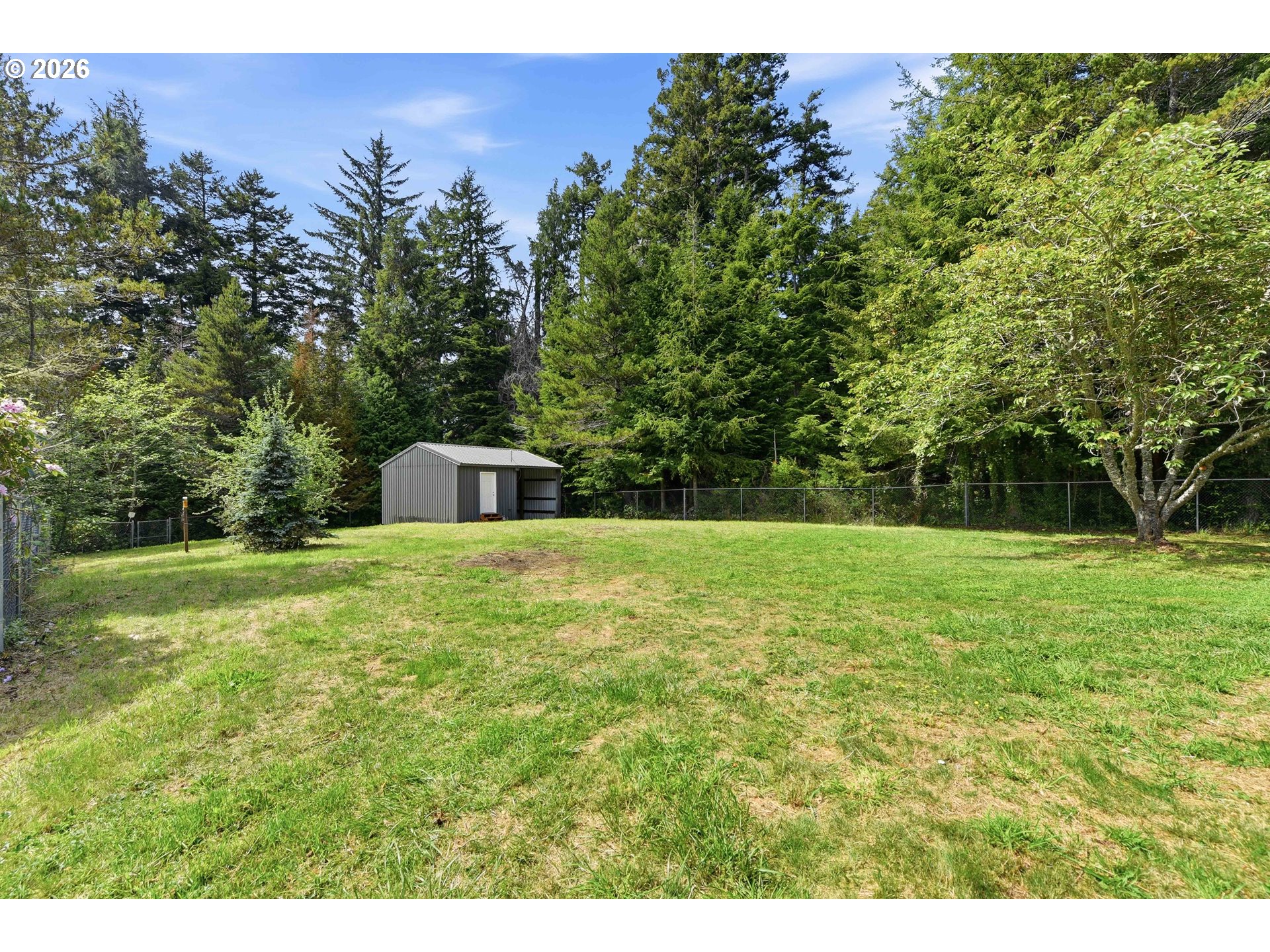 67752 Beaver Loop Road North Bend, OR 97459 - Photo 5 of 48