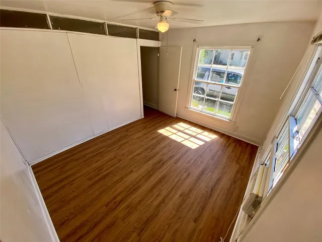 $1,295 | 1836 Rivercrest Street, Beaumont, TX 77703