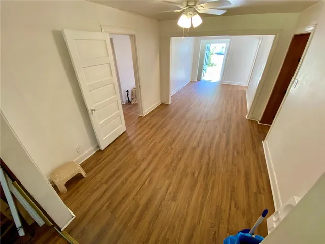 $1,295 | 1836 Rivercrest Street, Beaumont, TX 77703