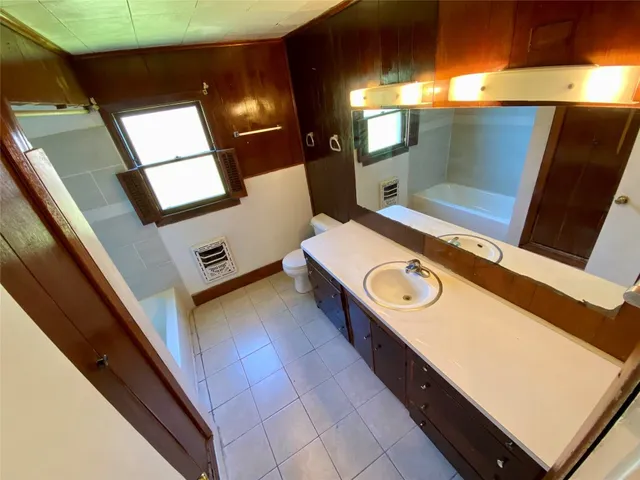 $1,495 | 1836 Rivercrest Street, Beaumont, TX 77703