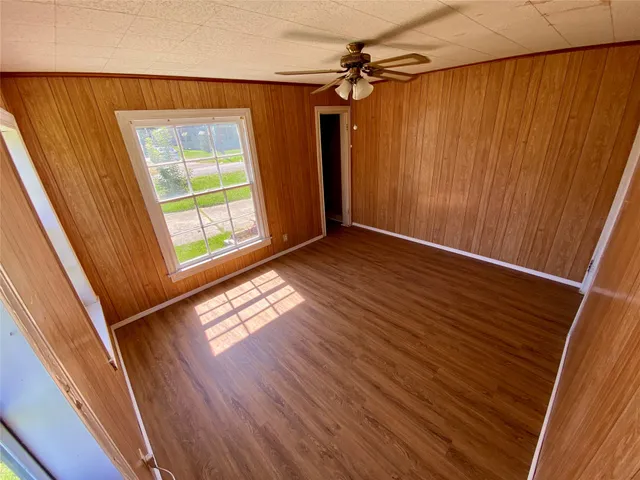 $1,395 | 1836 Rivercrest Street, Beaumont, TX 77703