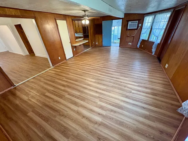 $1,395 | 1836 Rivercrest Street, Beaumont, TX 77703