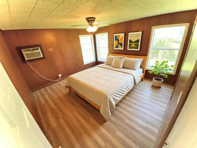 $1,295 | 1836 Rivercrest Street, Beaumont, TX 77703