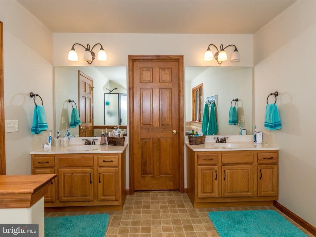 54 Loop Road Quarryville, PA 17566 - Photo 22 of 33 Gallery Image 22