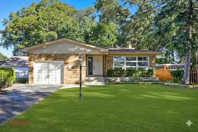 $415,000 | 5232 Cass Street, Oak Lawn, IL 60453