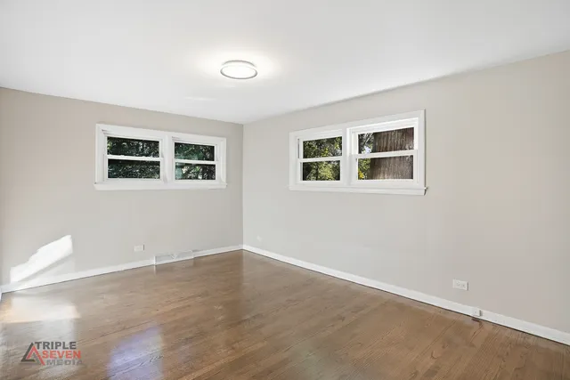 $415,000 | 5232 Cass Street, Oak Lawn, IL 60453