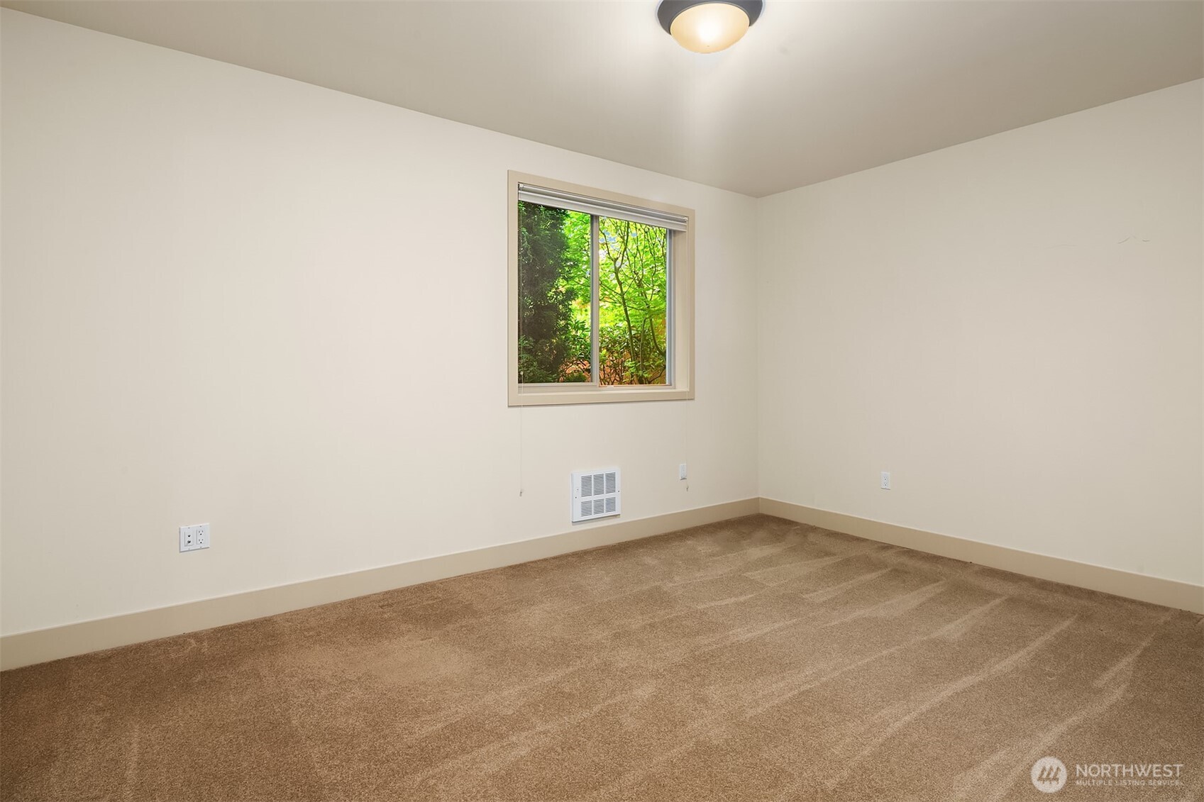 316 Walnut Street, Unit 103 Edmonds, WA 98020 - Photo 21 of 27