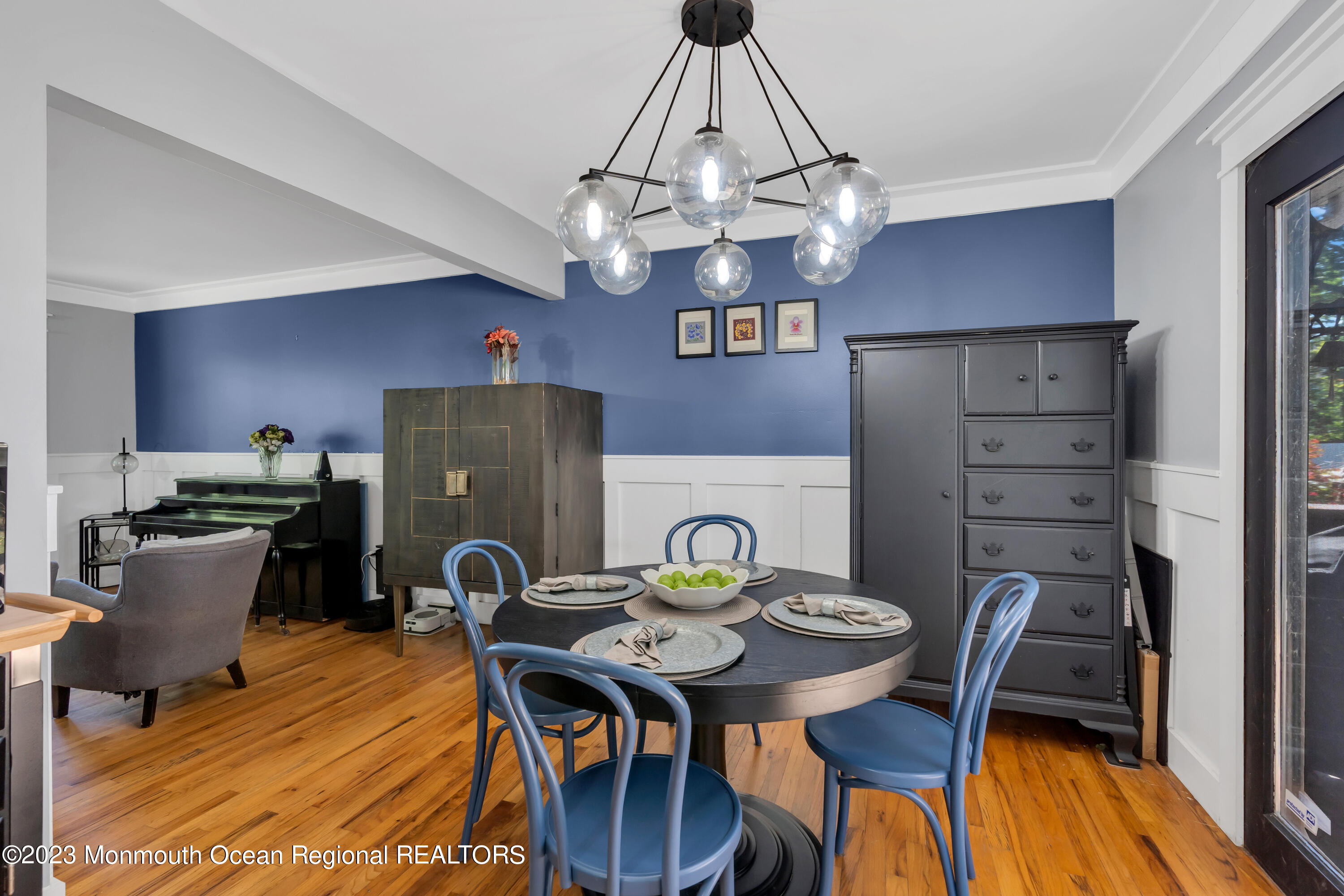 109 Thompson Grove Road Manalapan, NJ 07726 - Photo 14 of 30 020_dsc02360