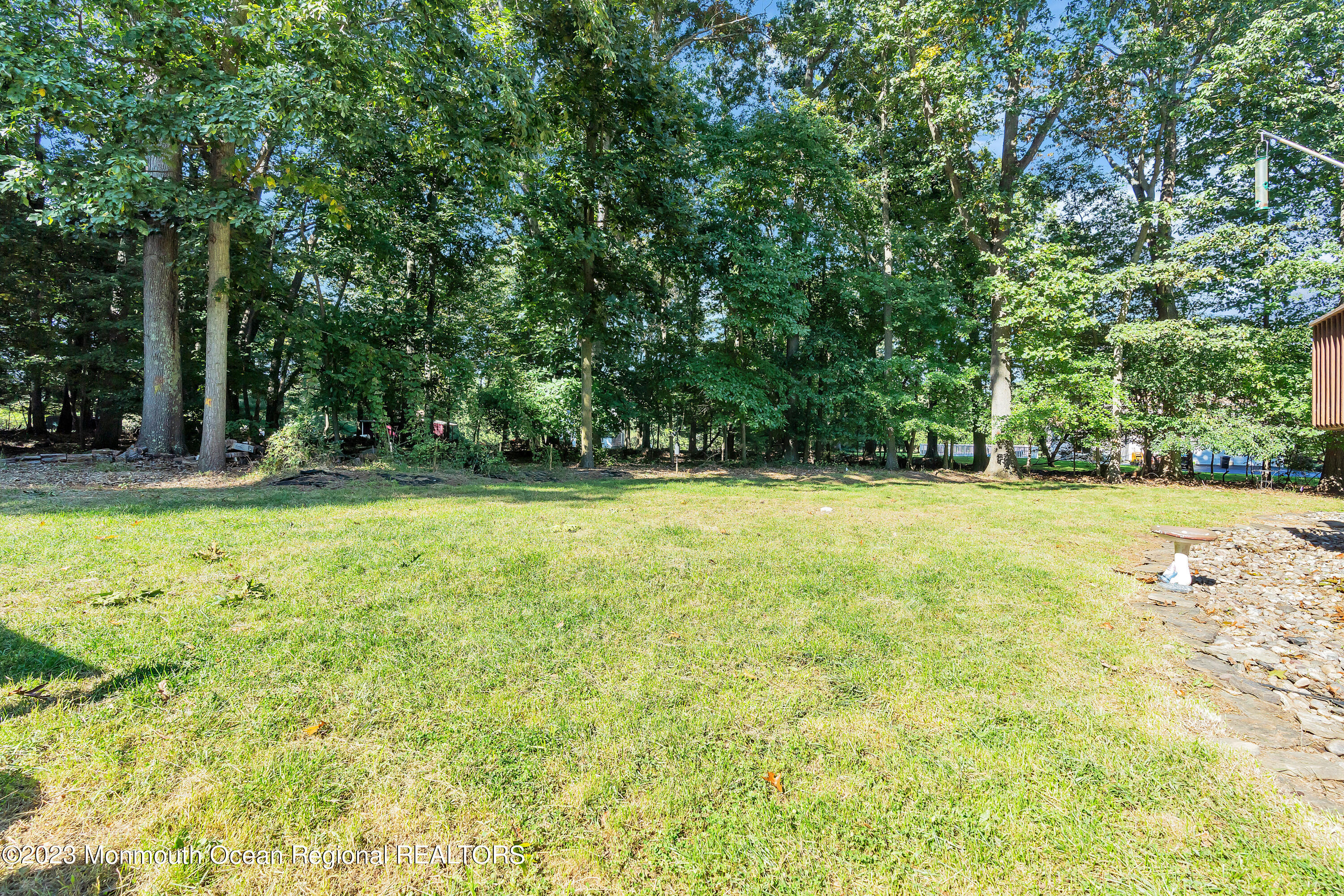 109 Thompson Grove Road Manalapan, NJ 07726 - Photo 30 of 30 045_dsc02377
