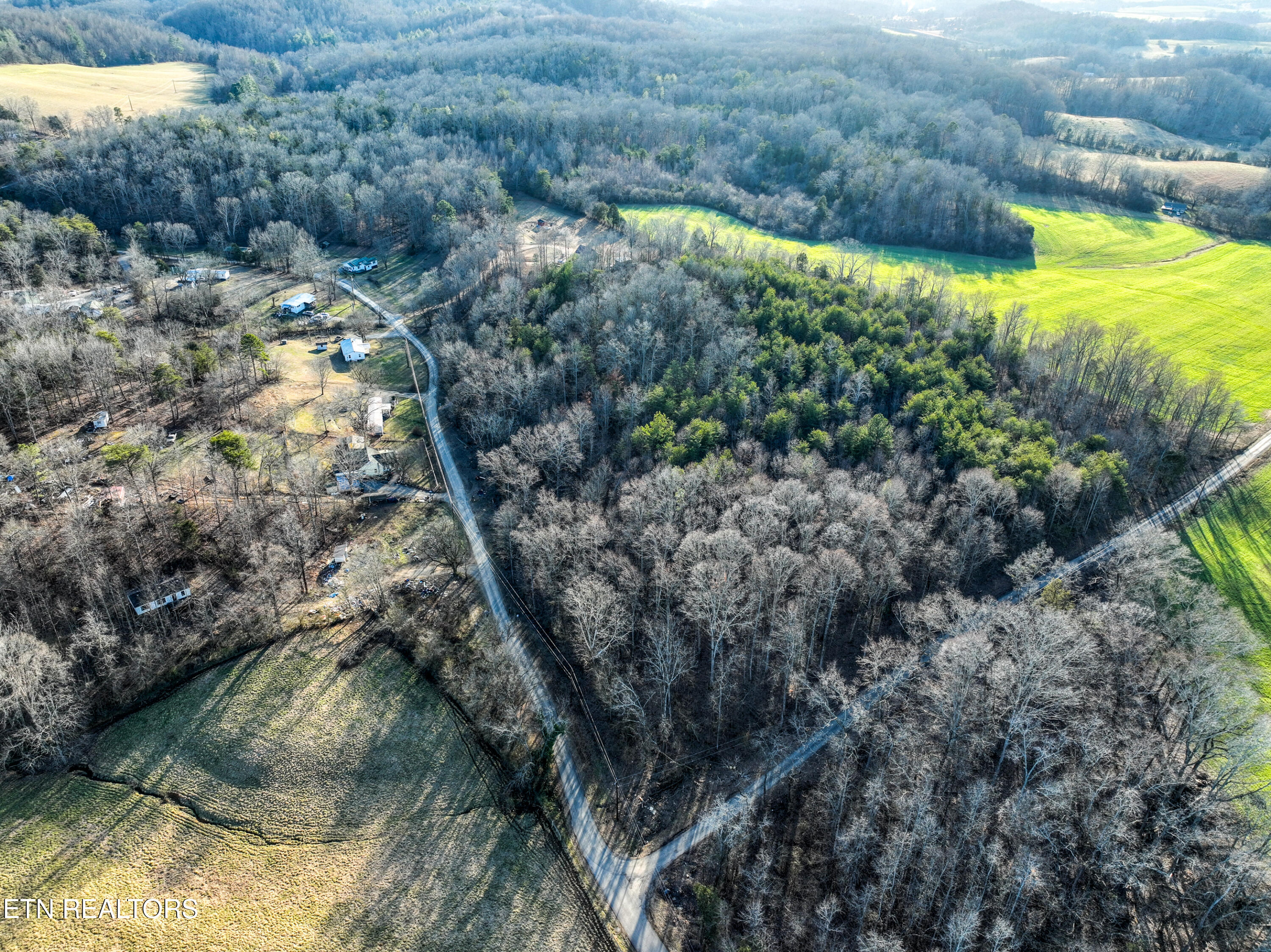 Knob Road Vonore, TN 37885 - Photo 5 of 6 DJI_0170