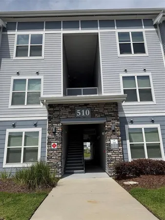 $1,395 | 510 Academy Dr., Unit 303, Kissimmee, FL 34744