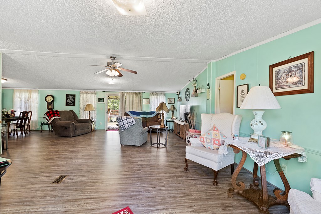 115 Downs Road Hodges, SC 29653 - Photo 5 of 25 Gallery Image 5