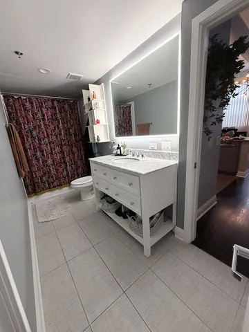 $4,200 | 2750 North Wayne Avenue, Unit M, Chicago, IL 60614