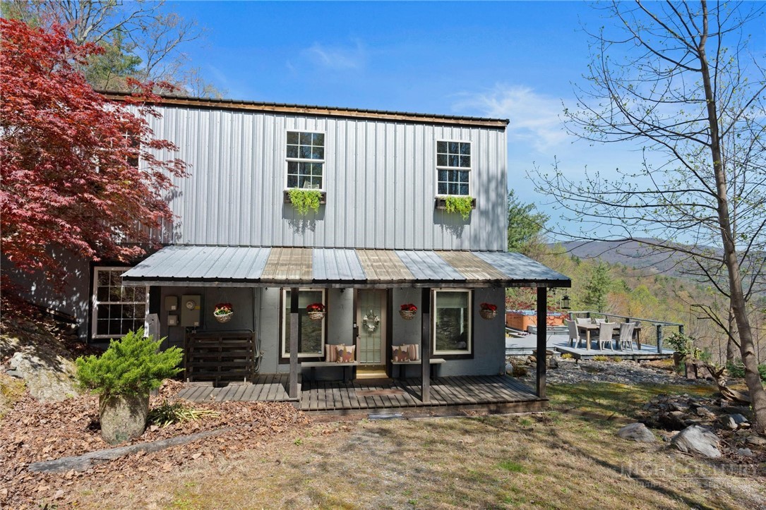 3086 Summit Road Purlear, NC 28665 - Photo 4 of 31